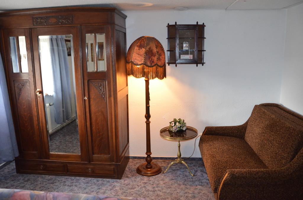 Gosciniec Podkowa Apartment Wlodawa Ruang foto