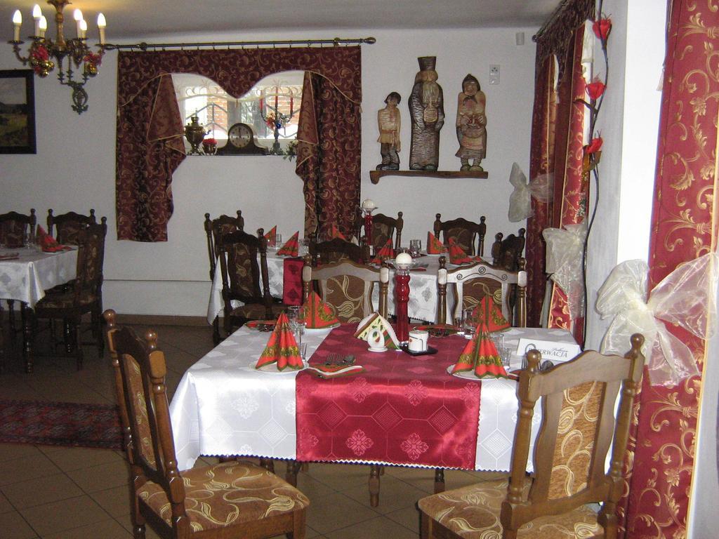 Gosciniec Podkowa Apartment Wlodawa Bagian luar foto