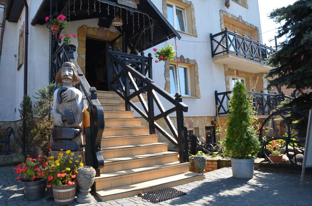 Gosciniec Podkowa Apartment Wlodawa Bagian luar foto